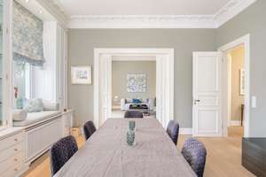 ULI VOGELER GmbH - EXKLUSIVE 7-ZIMMER-WOHNUNG ÜBER ZWEI EBENEN IN HH-HARVESTEHUDE – St. Benedictstraße XX, 20149 Harvestehude, Hamburg – Vorschaubild 7