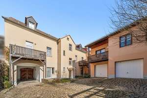 Qualitativ beeindruckendes Mehrfamilienhaus im historischem Stadtkern !! – Die vollständige Adresse der Immobilie erhältst du vom Anbieter., 4668 Grimma – Vorschaubild 1