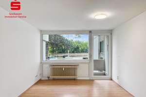 Solide Kapitalanlage: Vermietetes Apartment mit Balkon im Münchner Norden