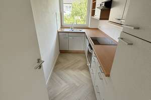Lichtdurchflutete 3-Zimmer-Wohnung nach Kernsanierung mit Loggia & Einbauküche in Oldenburg – Die vollständige Adresse der Immobilie erhältst du vom Anbieter., 26127 Haarentor, Oldenburg (Oldenburg) – Vorschaubild 11