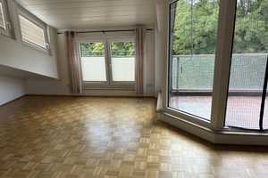 Einzigartige 3 Zimmer-Dachgeschosswohnung in TOP Lage von Köln-Longerich – Köln – Vorschaubild 1