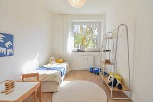 Saniert. Vier-Zimmer-Wohnung mit Balkon und Tiefgaragenstellplatz. – Die vollständige Adresse der Immobilie erhältst du vom Anbieter., 40595 Garath, Düsseldorf – Vorschaubild 4