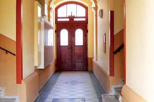 Für Kapitalanleger: 2-Zimmer-Wohnung in hochwertig saniertem Altbau – Die vollständige Adresse der Immobilie erhältst du vom Anbieter., 1662 Meißen – Vorschaubild 2