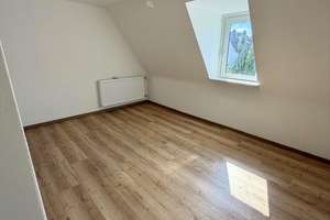 Dachgeschosswohnung in Pleinfeld - Frisch saniert – Ringstraße 24, 91785 Pleinfeld – Vorschaubild 5