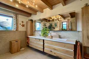 *EXKLUSIV und LUXUS PUR*
Architektenhaus mit Pool, 2 Terrassen, Wintergarten und ELW in Böhmenkirch – Die vollständige Adresse der Immobilie erhältst du vom Anbieter., 89558 Böhmenkirch – Vorschaubild 10