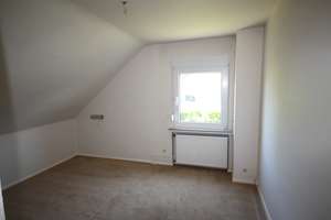 Familienfreundliche Doppelhaushälfte mit Wohlfühlfaktor, sonnigem Garten & Garage – 40489 Wittlaer, Düsseldorf – Vorschaubild 19