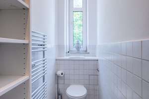 Möbliert: Schöne 2-Zimmer Wohnung im denkmalgeschützten Altbau – Die vollständige Adresse der Immobilie erhältst du vom Anbieter., 80638 Nymphenburg, München – Vorschaubild 9