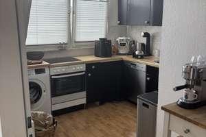 Charmante 2-Zimmer-Dachgeschosswohnung mit traumhaftem Balkon im Herzen des Lorettoviertels – Benzenbergstraße 8, 40219 Unterbilk, Düsseldorf – Vorschaubild 10