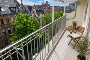 °°° GEMÜTLICHE DACHGESCHOSSWOHNUNG RUHIGER CITY-LAGE °°°