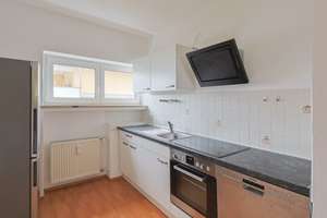 Tolle 3-Zimmer-Wohnung mit Balkon im alten Westviertel – Die vollständige Adresse der Immobilie erhältst du vom Anbieter., 85049 Mitte, Ingolstadt – Vorschaubild 7