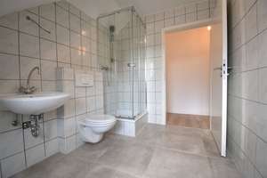 Singles aufgepasst! Renoviertes Apartment in DU-Meiderich – Reinholdstr. 26, 47137 Mittelmeiderich, Duisburg – Vorschaubild 4
