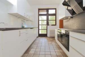 Großes Einfamilienhaus 10 Zimmer mit Flair inmitten von Ludwigshafen-Hemshof – 67063 Nord-Hemshof, Ludwigshafen am Rhein – Vorschaubild 2