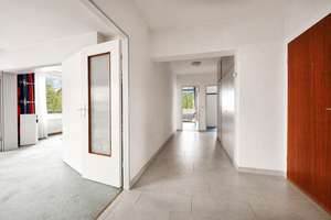 Courtagefrei: Außergewöhnlich viel Raum unter dem Dach – 141 m² Wohnung plus ca. 50 m² ausbau... – Die vollständige Adresse der Immobilie erhältst du vom Anbieter., 22559 Rissen, Hamburg – Vorschaubild 4