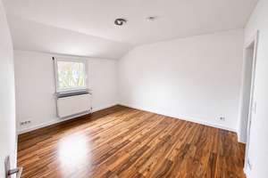 3-Zimmer DG Wohnung