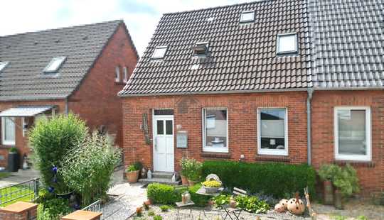 Bild von RESERVIERT! Harsweg! Modernisierte DHH in beliebter Siedlungslage zu verkaufen!