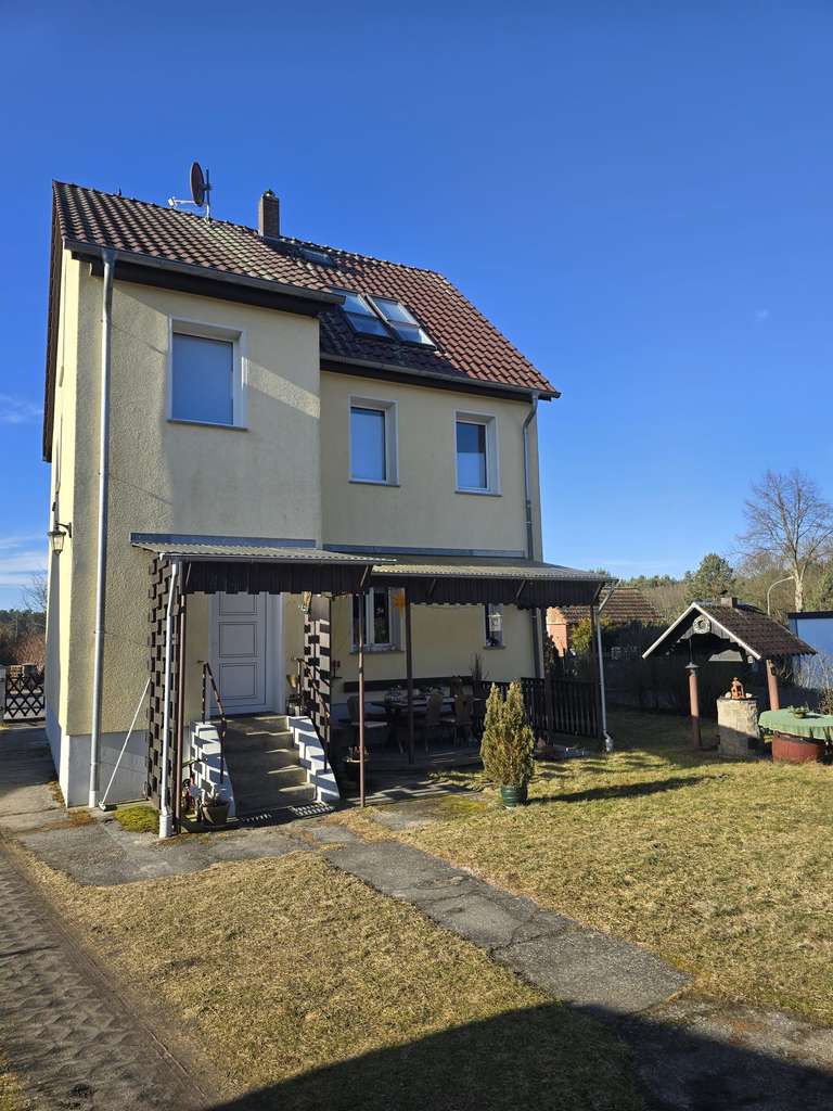 Immobilie in Langewahl - Charmantes Zweifamilienhaus mit großem Grundstück in Langewahl – Kapitalanlage mit Perspektive - Bild 2