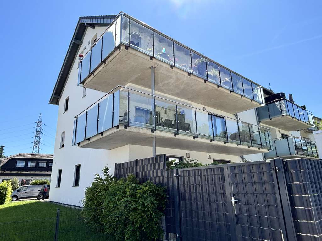 ETW-3ZKD-zentrumsnah Eschweiler + zum Wohlfühlen mit Sonnenuntergang auf Balkon + kompl. Hausservice