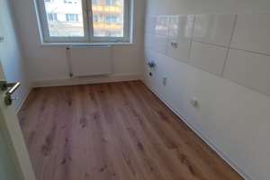 Helle 3- Zimmer- Wohnung mit Balkon – Olvenstedter Str. 59, 39108 Stadtfeld Ost, Magdeburg – Vorschaubild 2