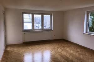 Sonnige 3-Zimmer-Wohnung mit Balkon in Regensburg West – Die vollständige Adresse der Immobilie erhältst du vom Anbieter., 93049 Westenviertel, Regensburg – Vorschaubild 17