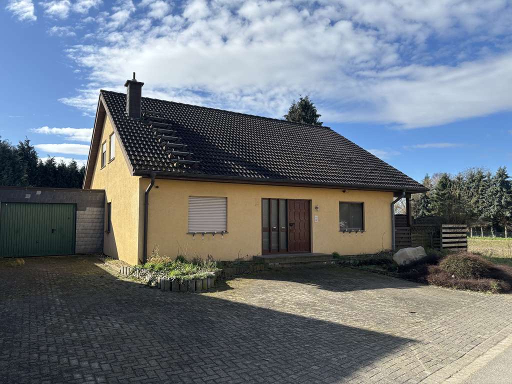 Immobilie in Erkelenz - ***großes, freistehendes Familienhaus mit Einliegerwohnung ! ***  Keyenberg-Süd - Bild 0