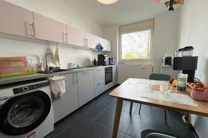 Hell & modern & viel Platz: 3 Zimmer mit Balkon, guter Schnitt, modernes Bad, Gäste-WC, Aufzug – Alteburger Straße 288, 50968 Bayenthal, Köln – Vorschaubild 5