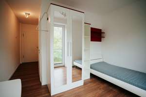 Appartement möbliert 1 Zimmer 20m² für Studenten Azubi Wohnung am Wasser modern Kiel City Altstadt