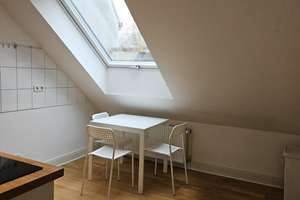 Charmante möblierte  2-Zimmer Wohnung – Die vollständige Adresse der Immobilie erhältst du vom Anbieter., 40223 Bilk, Düsseldorf – Vorschaubild 3