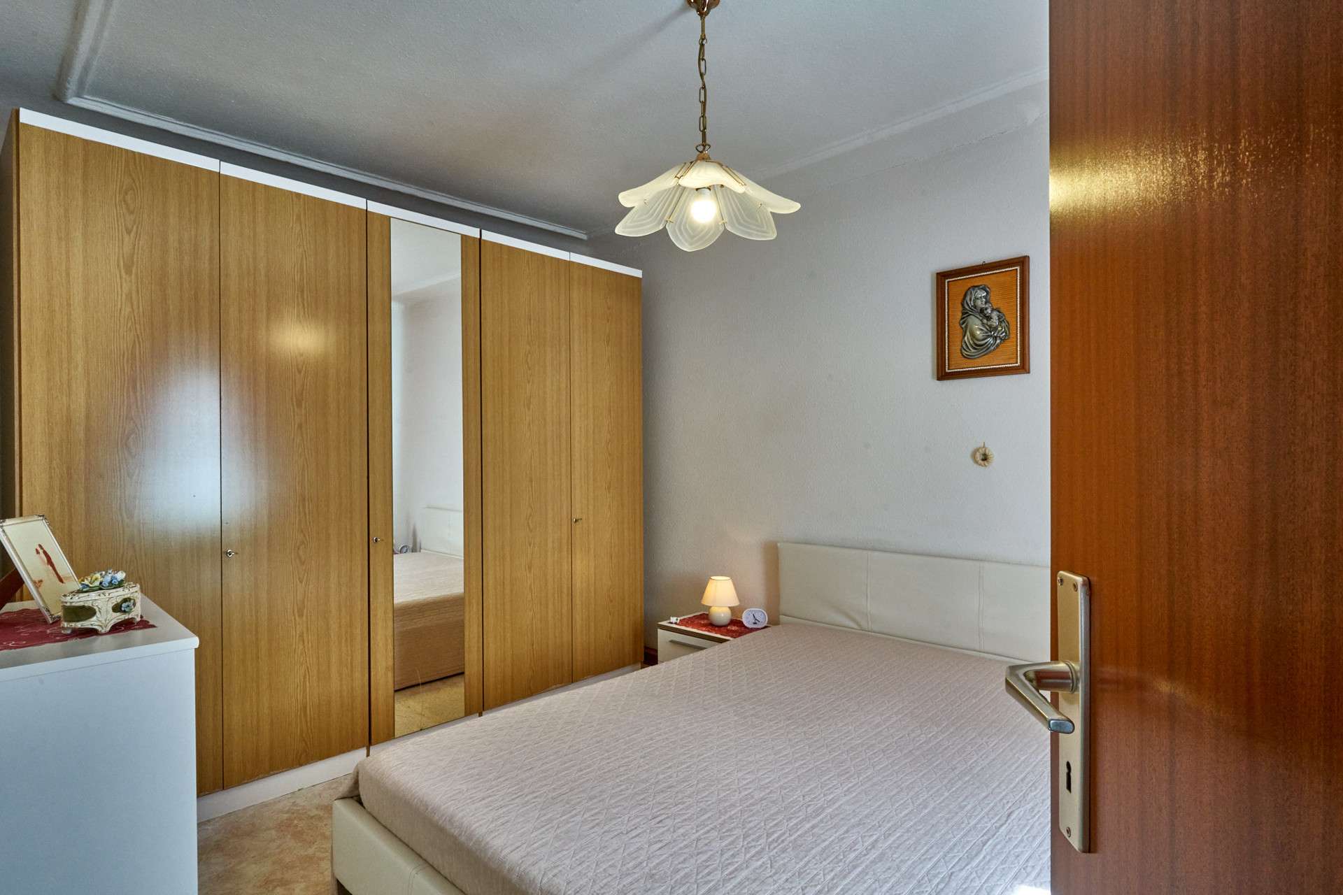 Immobilie in Hechingen - Freundliche Altbauwohnung in zentraler Lage – eine schöne Investitionsmöglichkeit - Bild 5