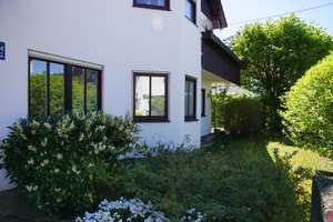 Exklusive Erdgeschosswohnung mit großem, uneinsehbarem Garten im Osten von München / Berg am Laim – Die vollständige Adresse der Immobilie erhältst du vom Anbieter., 81825 Berg am Laim Ost, München – Vorschaubild 2