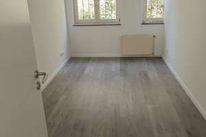 Helle 3-Zimmer-Wohnung mit Küche und zusätzlichem Raum in gut angebundener Lage von Bonn-Beuel – Siegburger Straße 123, 53229 Vilich, Bonn – Vorschaubild 3