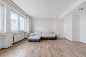 3-Zimmer Wohnung mit zwei Balkonen und großem Gestaltungspotenzial in Düsseldorf-Stadtmitte – Die vollständige Adresse der Immobilie erhältst du vom Anbieter., 40211 Stadtmitte, Düsseldorf – Vorschaubild 6