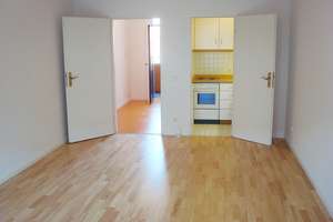 Für 1 Person: 1-Zi-Apartment mit Balkon – Die vollständige Adresse der Immobilie erhältst du vom Anbieter., 80992 Alt-Moosach, München – Vorschaubild 2