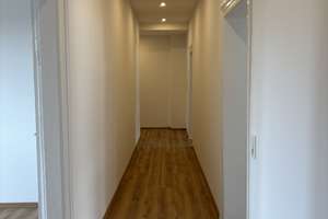 Renovierte Altbauwohnung mit großer Dachterrasse  – Die vollständige Adresse der Immobilie erhältst du vom Anbieter., 90408 Pirckheimerstraße, Nürnberg – Vorschaubild 8
