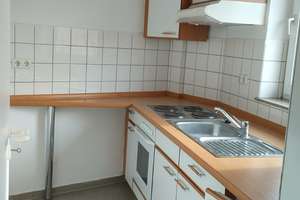 Helle freundliche 2-Raum-Wohnung mit Balkon, EBK und TG-Stellplatz sucht Sie! – A.- Puschkin- Str. 24, 39108 Stadtfeld Ost, Magdeburg – Vorschaubild 4