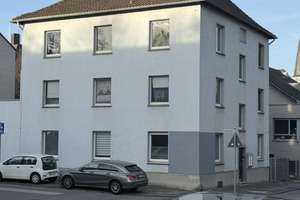 Wohnen mit Charakter: 3-Zimmer-Wohnung mit 2BZ und Garten 