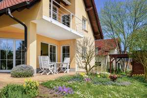 Gepflegtes Familienhaus mit Weitblick, Kamin und sonnigem Garten in Dresden-Lockwitz