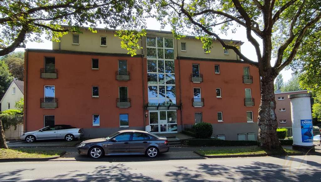 3-Zimmerwohnung in Solingen-Gräfrath - charmant, grün und voller Lebensqualität