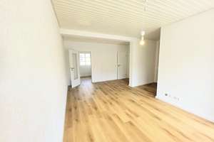 Lichtdurchflutete 2 Zimmer Wohnung mit Südbalkon nähe Marienplatz – Arminstraße 39, 70178 Karlshöhe, Stuttgart – Vorschaubild 4