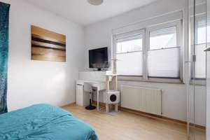 Solides 6-Parteienhaus mit Ausbaupotenzial im Dachgeschoss, 2 Garagen und 7 Stellplätzen – Die vollständige Adresse der Immobilie erhältst du vom Anbieter., 53757 Sankt Augustin – Vorschaubild 16