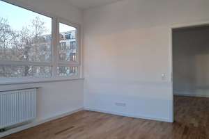 FRISCH SANIERTE 3,5 Zimmerwohnung in sehr zentraler Lage direkt am Rathaus! – Die vollständige Adresse der Immobilie erhältst du vom Anbieter., 70173 Rathaus, Stuttgart – Vorschaubild 9