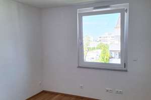 Hochwertige 4-Zi.-Wohnung mit Balkon, Aufzug, EBK und TG-Stellplatz in LE – Leinfelder Straße 48, 70771 Leinfelden-Echterdingen – Vorschaubild 14