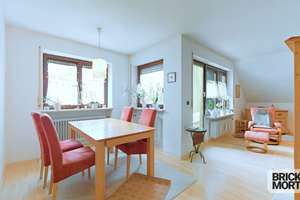 Charmante Dachgeschosswohnung mit Loggia, TG-Stellplatz & vielseitigem Dachstudio – Augsburg-Lechhau – Die vollständige Adresse der Immobilie erhältst du vom Anbieter., 86167 Lechhausen-Ost, Augsburg – Vorschaubild 6