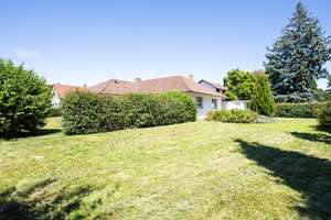 Heller Bungalow mit großem Grundstück – Wohnoase in bester Lage von Bad Krozingen – Die vollständige Adresse der Immobilie erhältst du vom Anbieter., 79189 Bad Krozingen – Vorschaubild 18