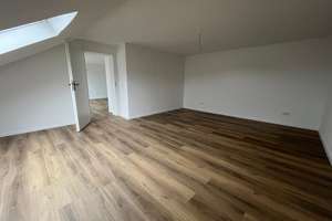 Wohnen mit Charakter: Drei Zimmer in Wuppertal-Elberfeld – Steinbeck 78, 42119 Elberfeld, Wuppertal – Vorschaubild 4