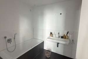 Exklusive 2-Zimmer-Wohnung (103 m²) in Bestlage von Karlsruhe, befristet für 2 Jahre – Die vollständige Adresse der Immobilie erhältst du vom Anbieter., 76133 Innenstadt-West, Karlsruhe – Vorschaubild 9