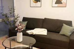Kernsarnierte möblierte 1-Zimmer-Wohnung mit Balkon – Berg-am-Laim-Straße 89, 81673 Echarding, München – Vorschaubild 1