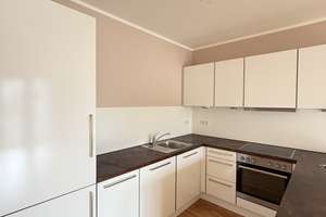 Moderne 3-Raum-Wohnung mit Einbauküche und Balkon