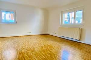 MFH inkl. Hinterhaus (2-Fam.) im Stuttgarter Osten mit 11 WE  und 1 Gewerbeeinheit zu verkaufen – Die vollständige Adresse der Immobilie erhältst du vom Anbieter., 70186 Gablenberg, Stuttgart – Vorschaubild 11