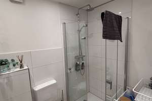Helle sanierte Altbau 2-Zimmer-Dachgeschosswohnung direkt am Zoopark – Sybelstraße 10, 40239 Düsseltal, Düsseldorf – Vorschaubild 7