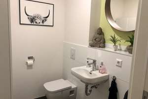 Exklusive, voll möblierte 2,5 Zimmer Neubauwohnung mit großer Dachterrasse, Balkon und Tiefgarage – Barbarossaring 6e, 55118 Neustadt, Mainz – Vorschaubild 9